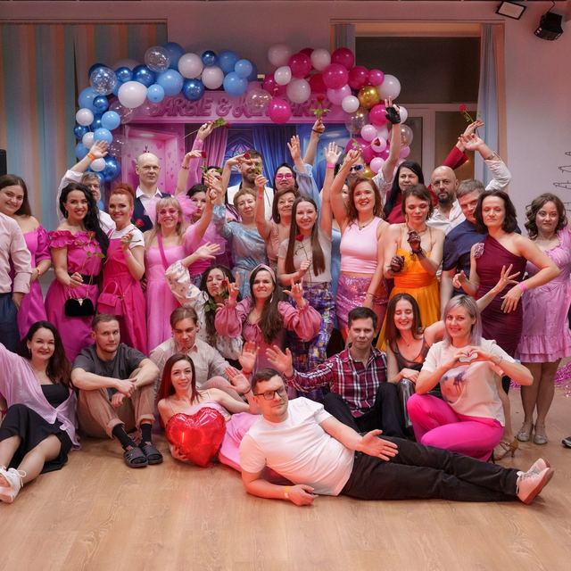 Тематическая вечеринка Barbie & Ken Party